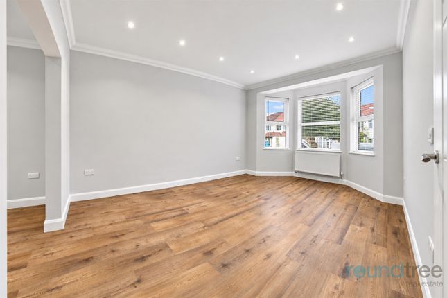 Sydney Grove, Hendon photo 3