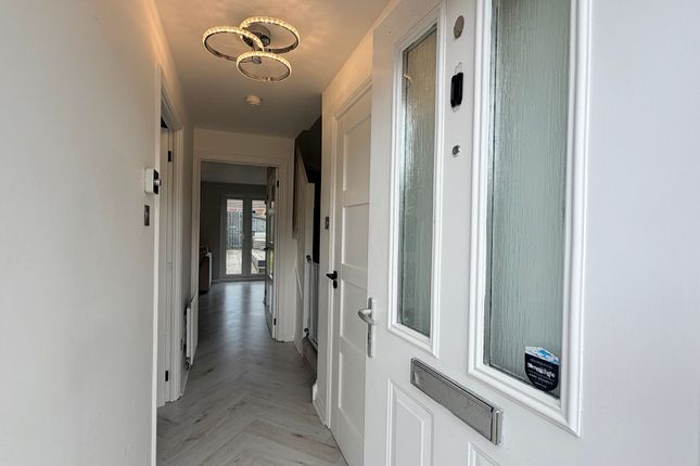 40 Bale Avenue, Glasgow photo 2