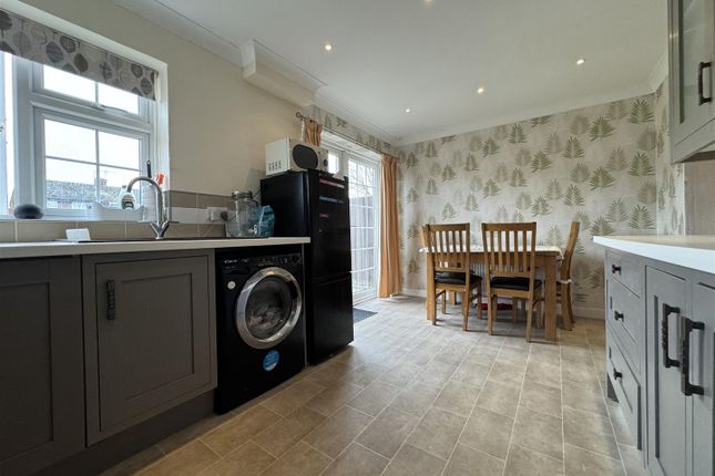Terraced house for sale in Silverdale East, Stanford-Le-Hope