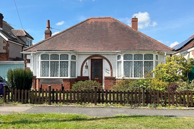 Thumbnail Detached bungalow for sale in Moseley Road, Kenilworth