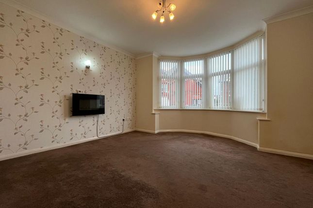 Flat 3, 13-15, Northumberland Avenue, Blackpool photo 2