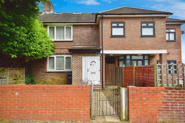 Thumbnail Semi-detached house to rent in Stuart Crescent, Reigate