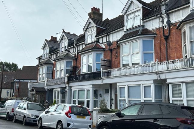 3 Ivy House, Reginald Road, Bexhill-on-Sea photo 2