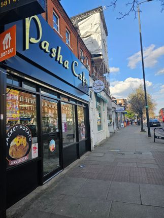 Thumbnail Restaurant/cafe to let in Balham High Road, London