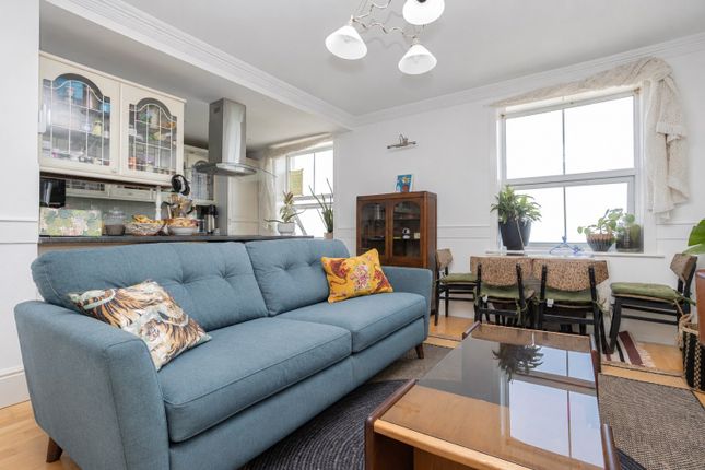 Flat 7, 9, Ethelbert Crescent, Kent photo 4