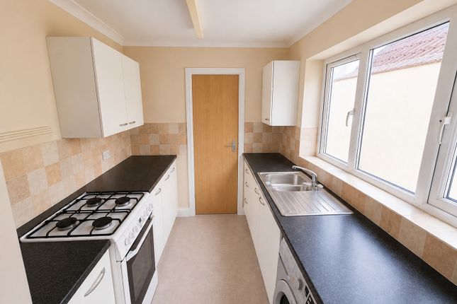 3, Reeds Place, Gosport photo 2