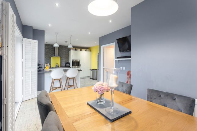 28, Bisset Place, Bathgate photo 2