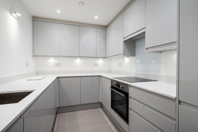 1-bed flat on Flat 73, 33, Grove End Road, London, £3,141/mo