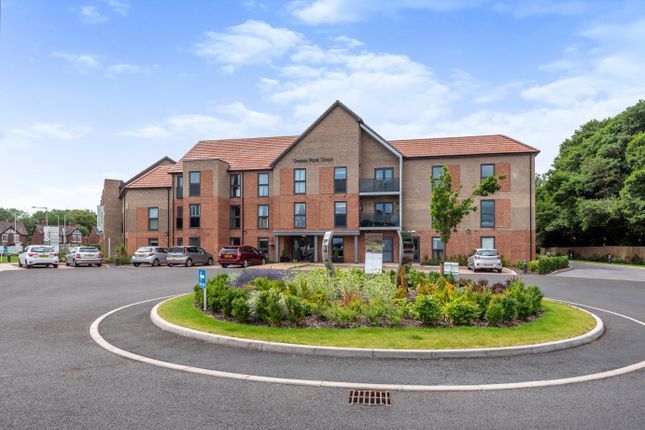 Thumbnail Flat for sale in Kingsway, Stafford