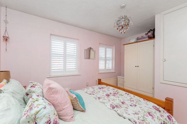 End terrace house for sale in Chartwell Gardens, Cheam, Sutton