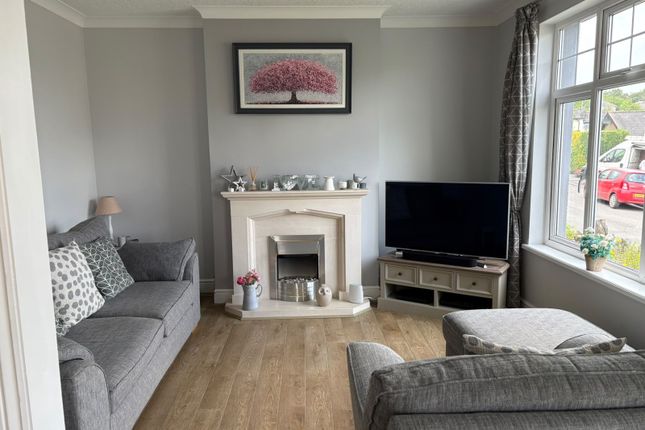 8, Alan Road, Llandeilo photo 3