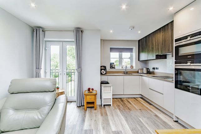 Thumbnail Flat for sale in Fir Tree Court, 301 Limpsfield Road, Warlingham, Surrey