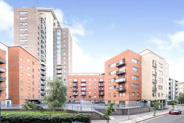 2-bed flat on 1, Burford Wharf Apartment, 3, Cam Road, London, £250,000