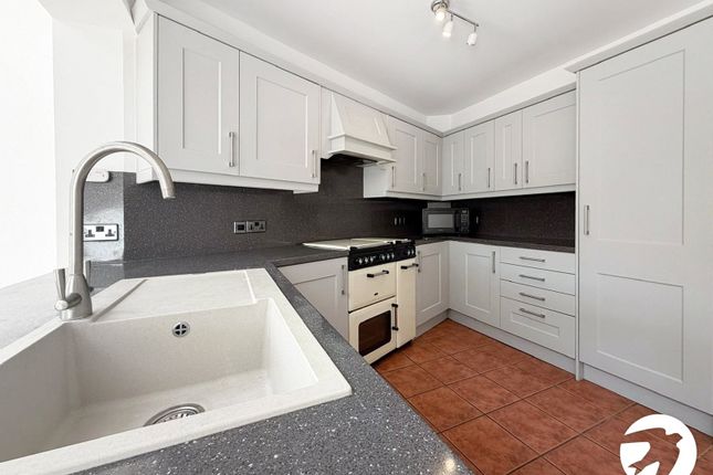 67, Porthkerry Avenue, Welling photo 4