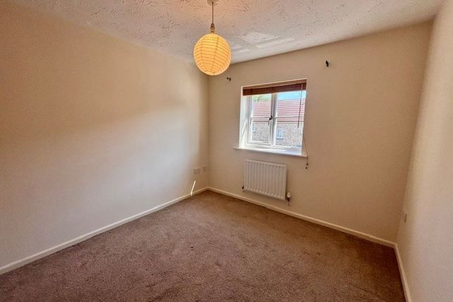 28, Poppy Close, Calne photo 5