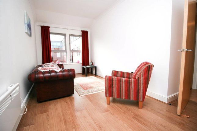 Flat 43, The Qube, 71, Edward Street, West Midlands photo 3