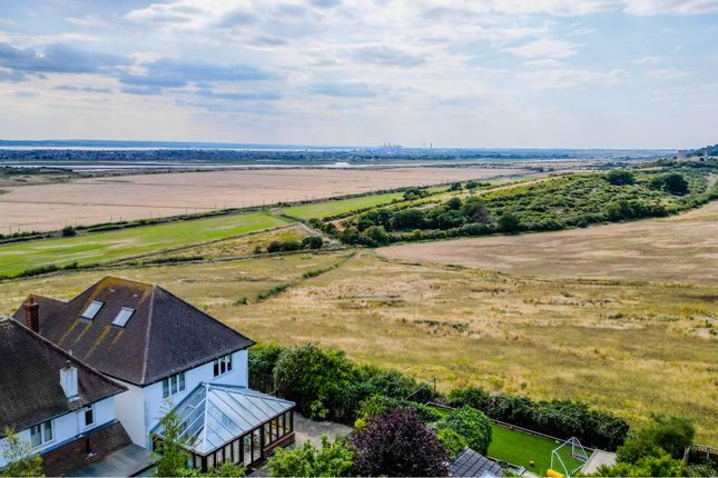 166, Marine Parade, Leigh-On-Sea photo 2