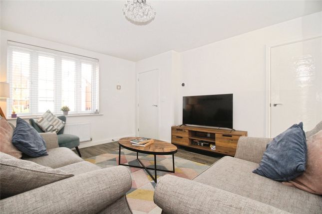 10, Barns Way, Leicester photo 3