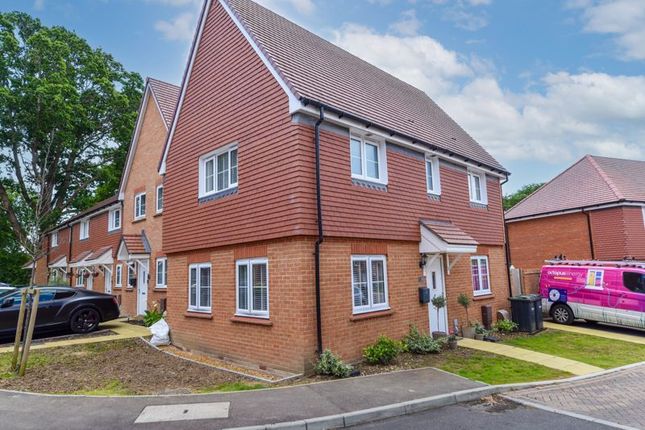 Thumbnail Detached house for sale in Cartwright Close, Waterlooville