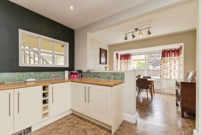 31, Darlington Road, Stockton-on-Tees photo 3