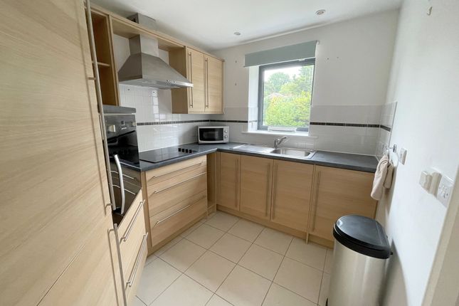 38 Mandeville Court,, 261 Darkes Lane, Potters Bar photo 3