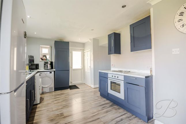 134, Carsic Road, Sutton-In-Ashfield photo 4