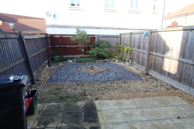 17 Wakehurst Gardens, Weston-super-Mare photo 3