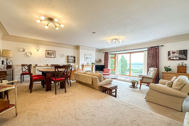 Flat 6, Queens Park, Wirral photo 3