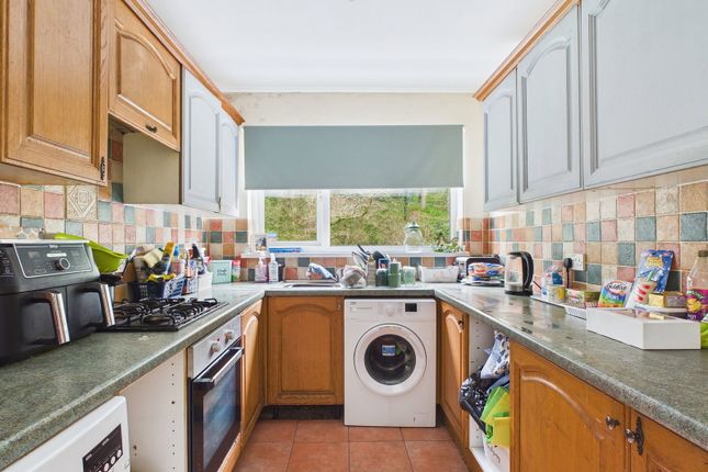 171, Occombe Valley Road, Paignton photo 2