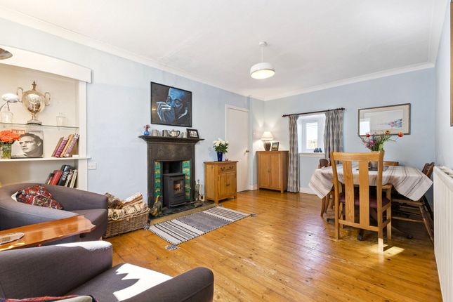 Thistle Cottage, North Street, Stirling photo 3