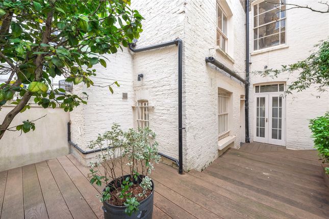 Terraced house for sale in Cambridge Street, Pimlico, London
