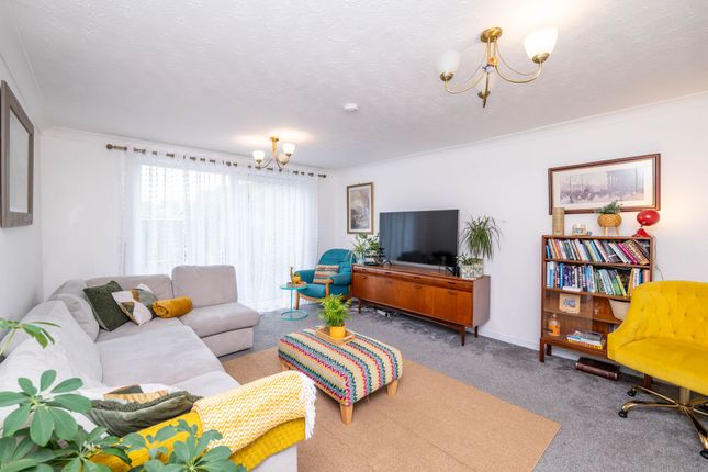 88 Curran Crescent, Broxburn photo 3