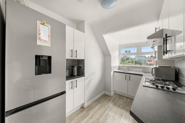 24A, Corwell Lane, Uxbridge photo 4