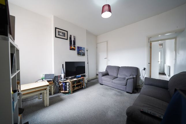 Terraced house for sale in Danvers Road, Leicester, Leicestershire