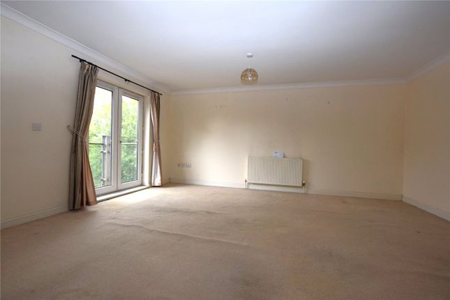 82, The Lamports, Hampshire photo 4