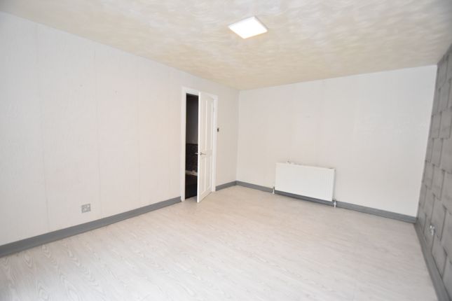 29, Cultrig Drive, Whitburn photo 3