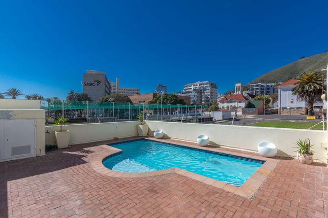 Apartment for sale in 902 Rocklands, 217 Beach Road, Sea Point, Atlantic Seaboard, Western Cape, South Africa