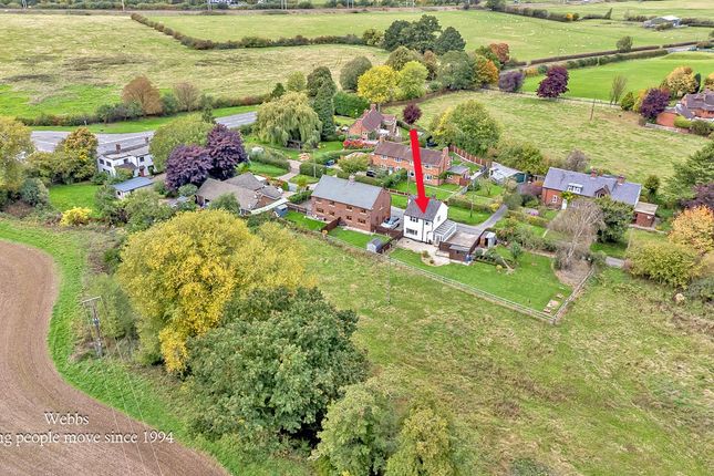 Bryce Cottage, Tolldish Lane, Great Haywood, Stafford photo 4