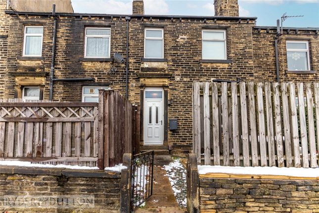 Terraced house to rent in New Hey Road, Lindley, Huddersfield