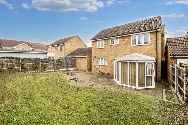5, Advice Avenue, Grays photo 3