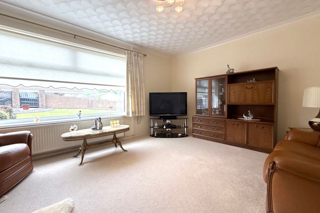 10 Brynffynon Close, Aberdar photo 2
