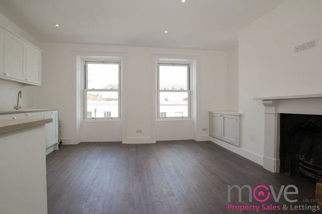 Flat 2, 15 Clarence Parade, Cheltenham photo 2