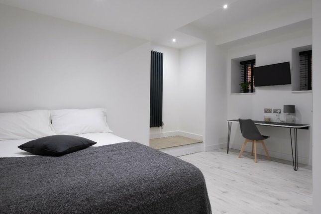 Bright, Modern Master Bedroom With Neutral Decor, ...