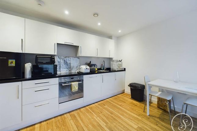 Flat to rent in Cross Green Lane, Leeds