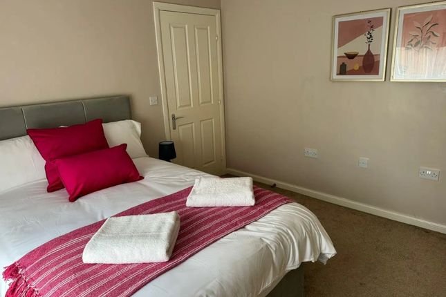 Flat to rent in Bishopbourne Court, North Shields