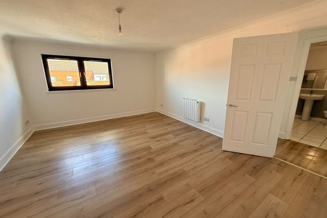 2/1, 144, Dalmarnock Road, Glasgow photo 2