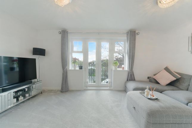Flat for sale in Wesley Place, Epsom