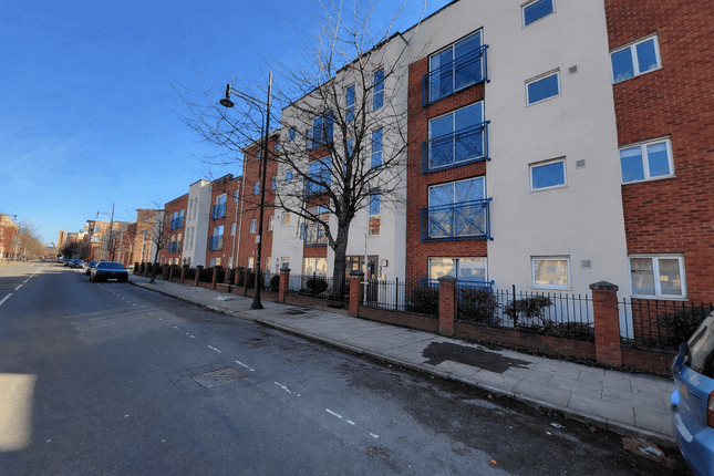 3-bed flat on 347g Stretford Road, Hulme, Manchester, £220,000