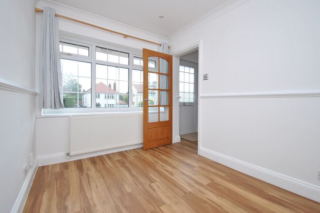 90, Icknield Way, Icknield Way, Letchworth Garden City photo 5