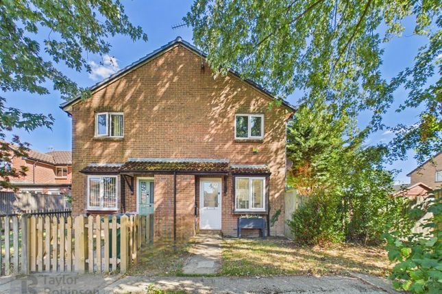 1-bed terraced on 29, Oakfields, Crawley, £240,000